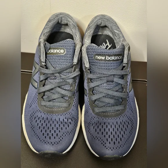 New Balance Fresh foam sneakers size 6 like new worn 1x - Picture 2 of 6